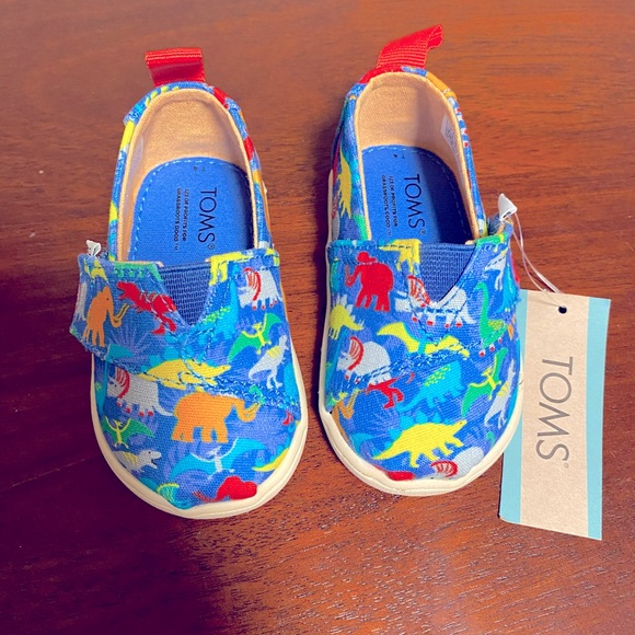Toms Other - Toms Size 4 Boys Shoe